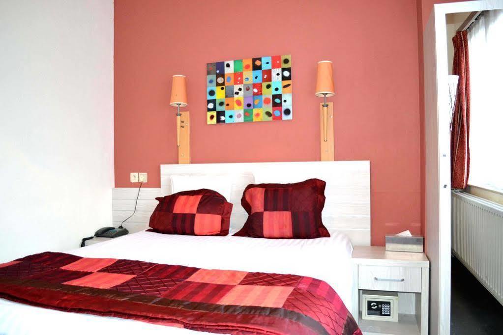 Hotel Auberge Van Strombeek Jette Luaran gambar