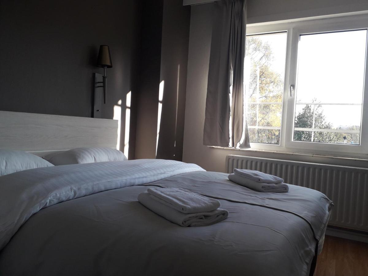 Hotel Auberge Van Strombeek Jette Luaran gambar