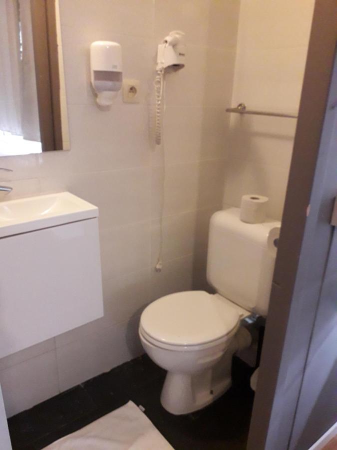 Hotel Auberge Van Strombeek Jette Luaran gambar