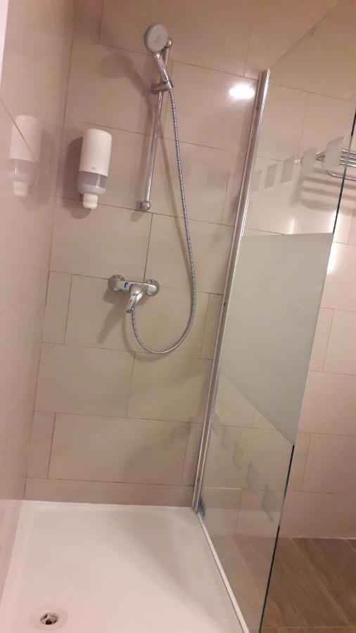 Hotel Auberge Van Strombeek Jette Luaran gambar